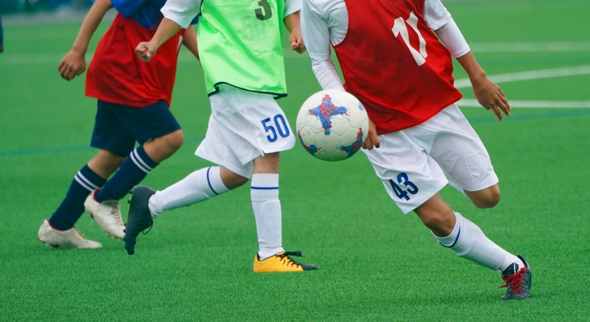 【捻挫】　小学生　サッカー