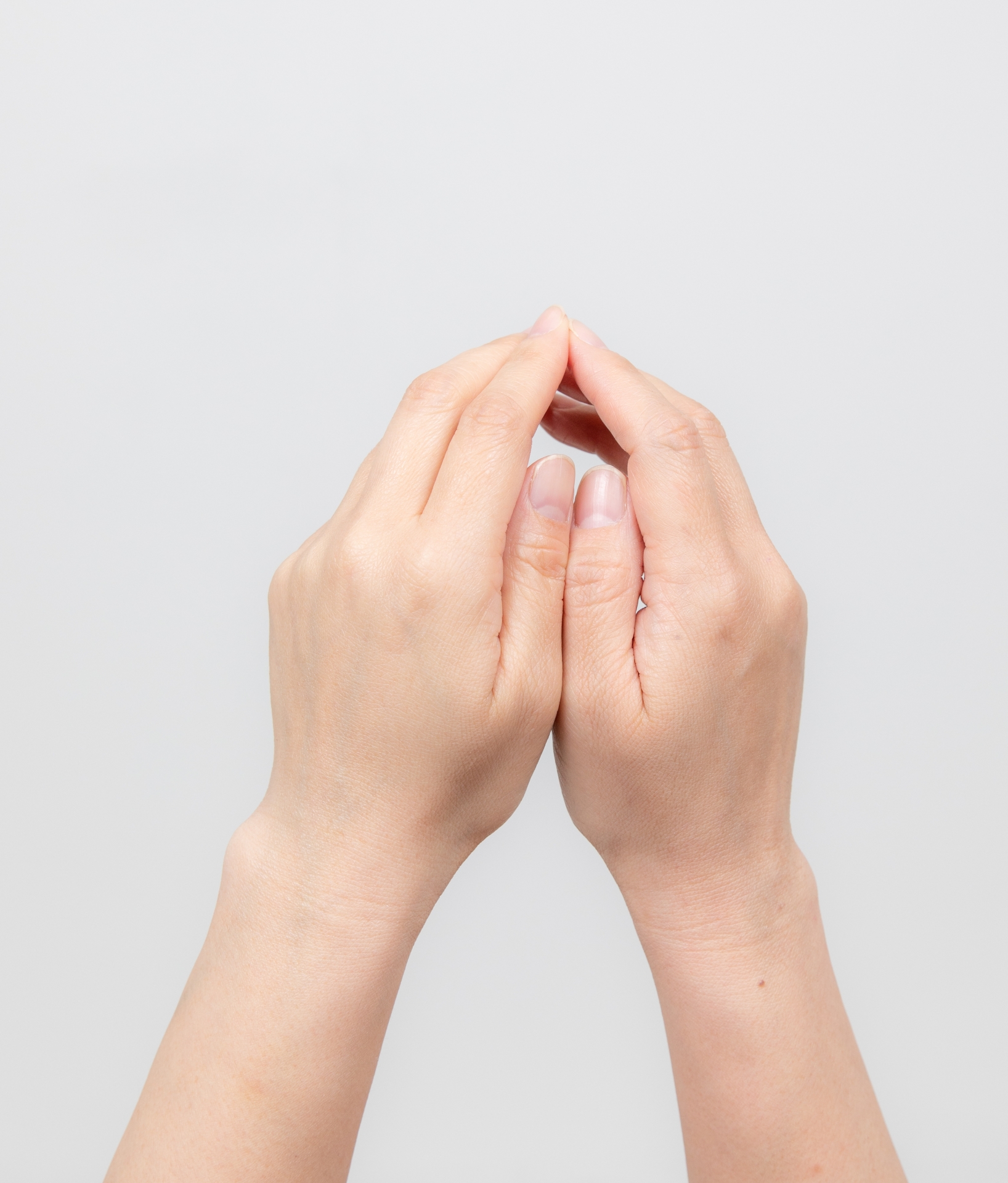 【ガングリオン】　20代女性　整体師